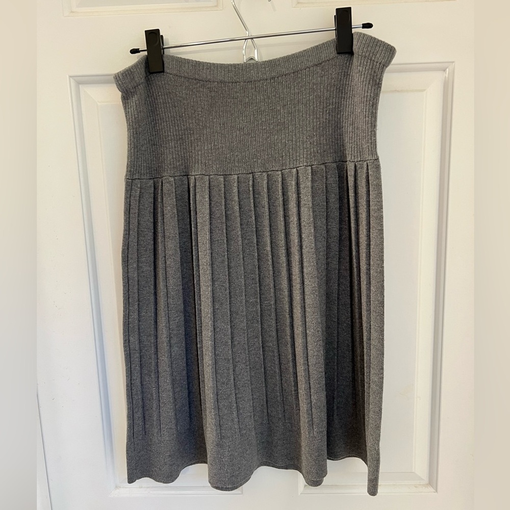 Merona Gray Knit Skirt, size large